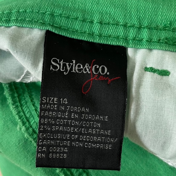 Style & Co Jeans Green Tummy Control Jeans Size 14 EUC - Picture 10 of 10